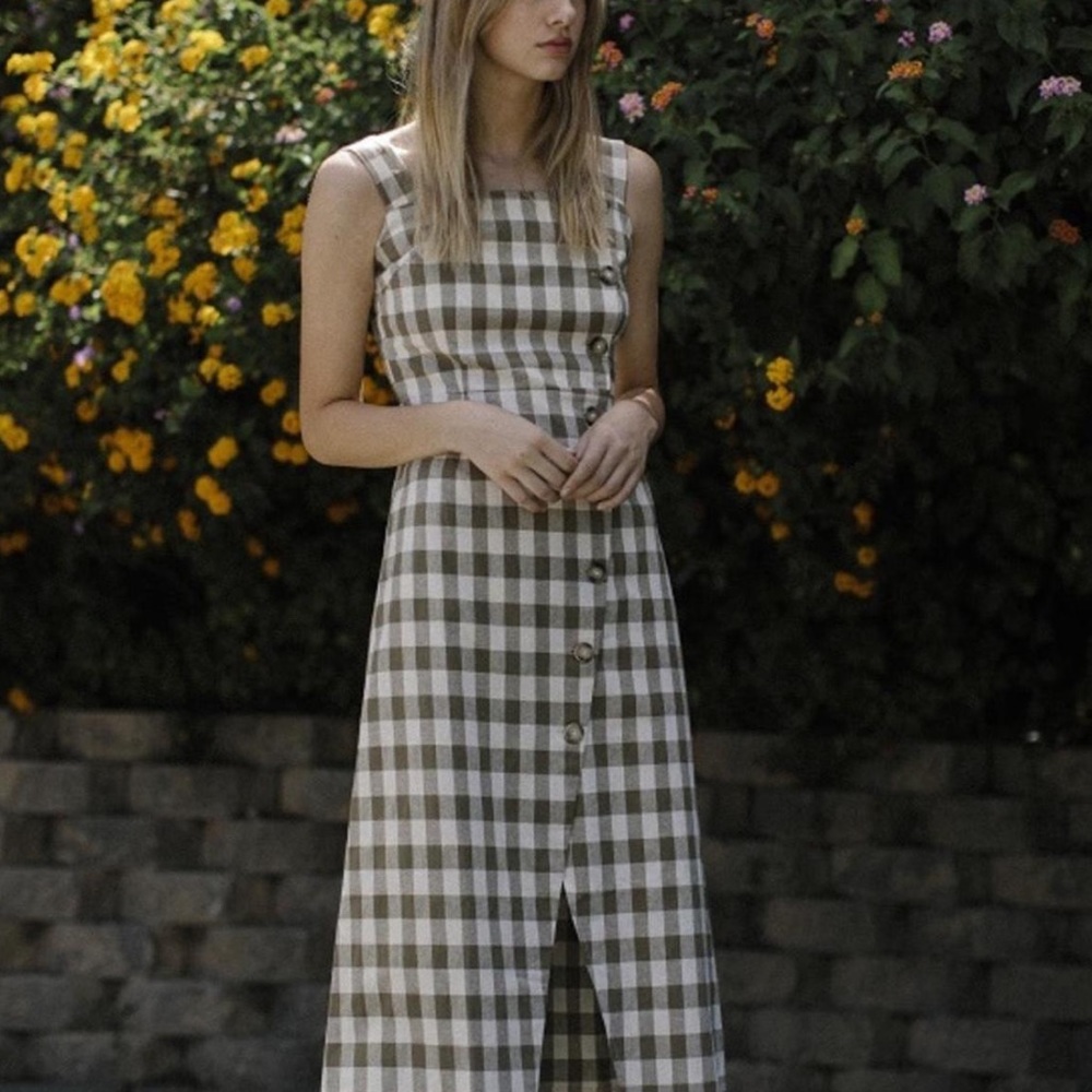 Gingham brown and white summer dress